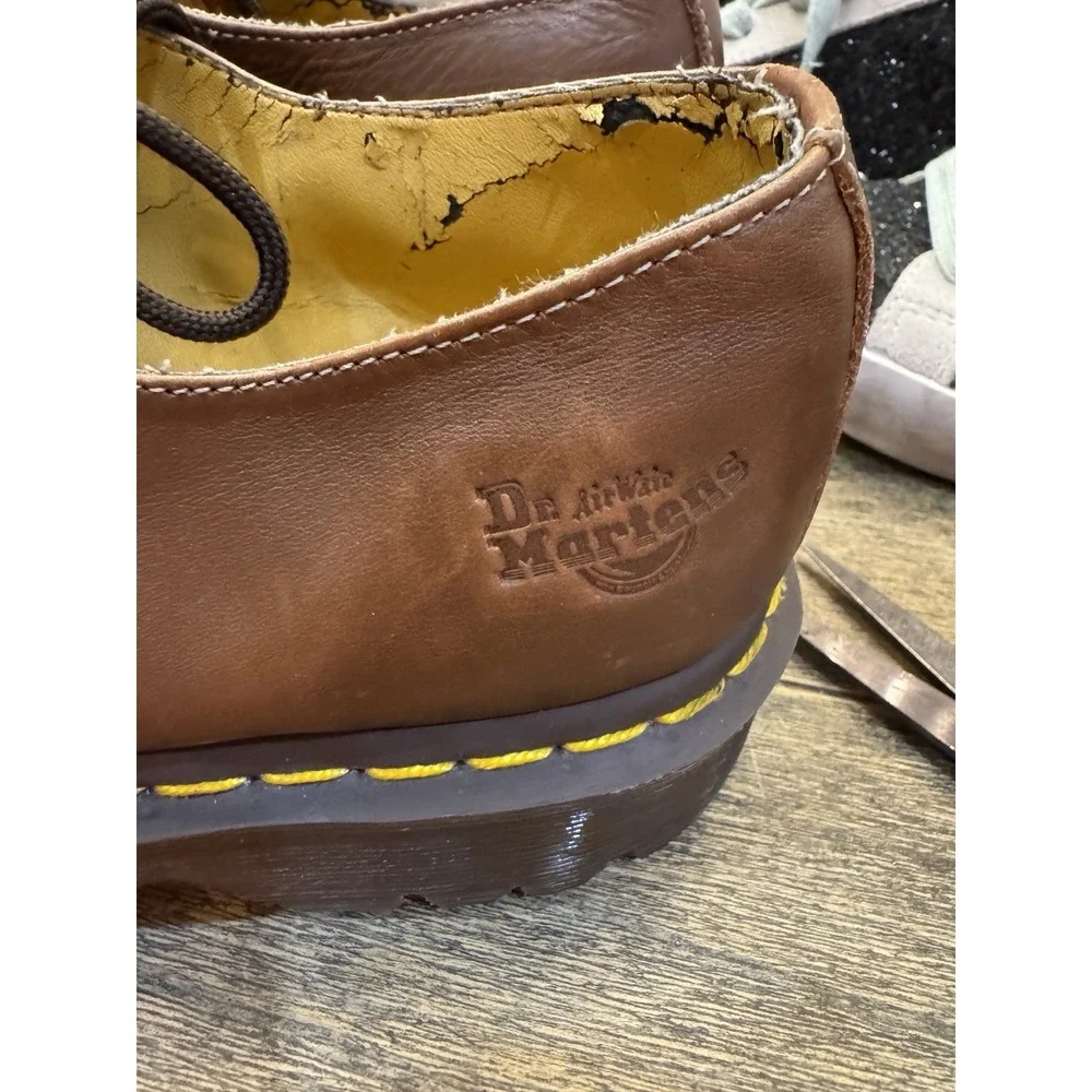 Dr. Martens Brown Lace-Up Oxford Size 10 1461 Ziggy